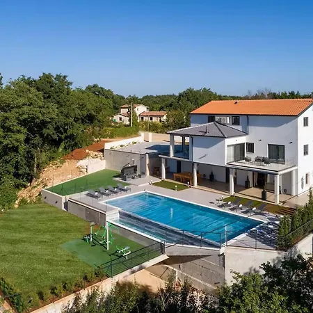 빌라 Fabris By Briskva Kringa